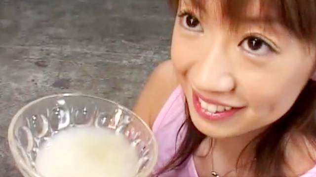 Japanese Teen Eating Sperm - Japanese chick swallows plate of sperm - Hell Porno