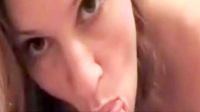 Stunning tattooed amateur babe is sucking a dick