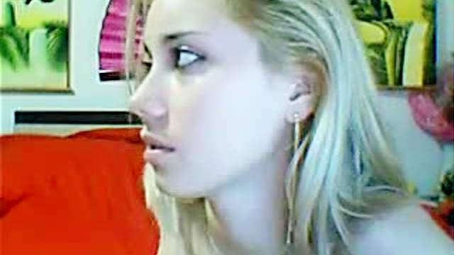 Beautiful slender webcam girl solo