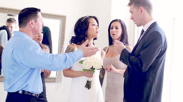 640px x 360px - Lesbian wedding ceremony turns into an interracial orgy