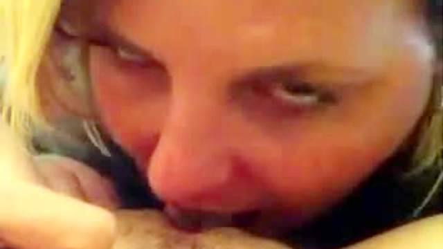 POV lesbian pussy eating fun