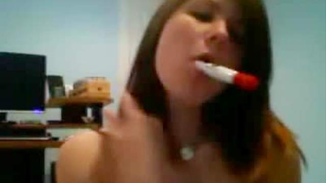 Teen exhibitionist webcam show