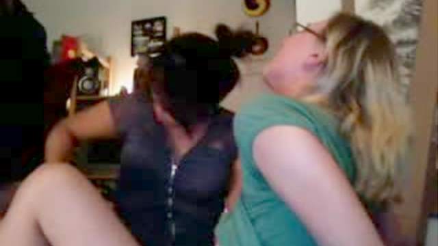 Threesome stars slutty webcam girls