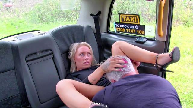 Big ass wife loads her cunt with the driver's nervous dick