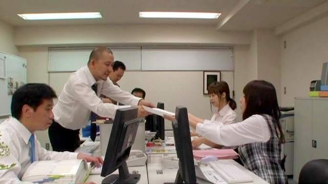 Guys in suits fuck this shy looking Japanese office girl in hardcore modes