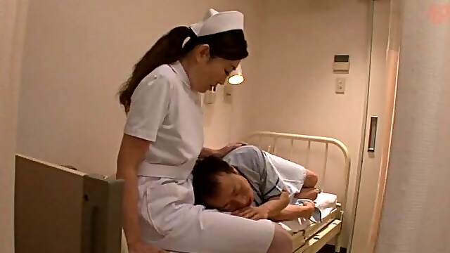 Amateur Asian Nurse - Asian nurse taped fooling around with a patient - Hell Porno