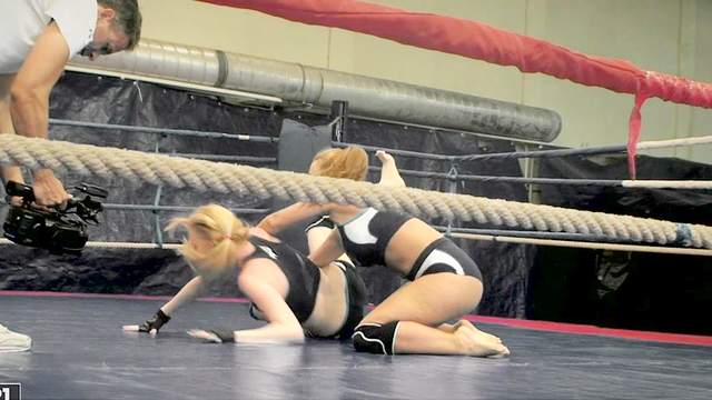 Hot women wrestle in the ring