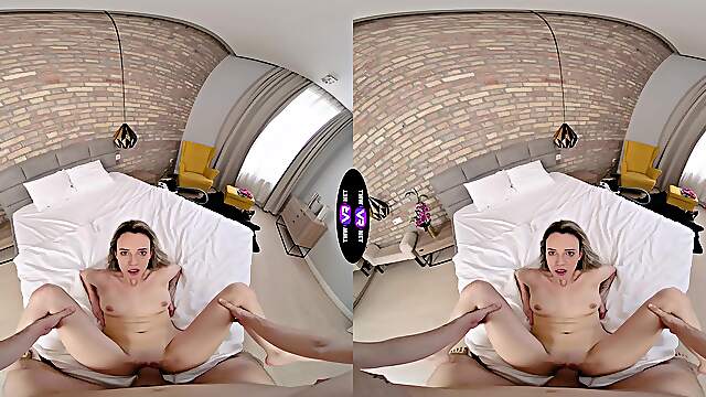 Blonde beauty Brenda Dixon rides with passion in vr porn