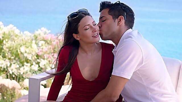 Skinny Talia Mint pleases Alberto Blanco in HD glory