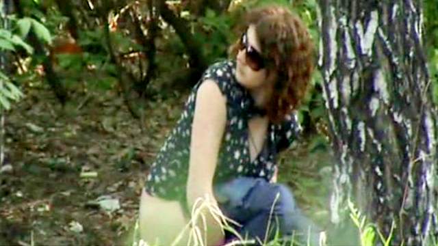 Voyeur pissing outdoors with glasses girl