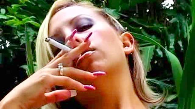 She makes smoking look so sexy outdoors