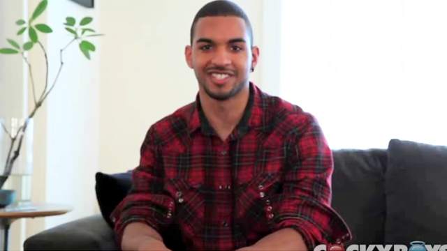 Solo black hottie with smooth chest masturbates