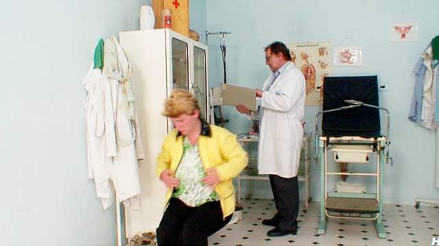 Chubby old chick sees her doctor