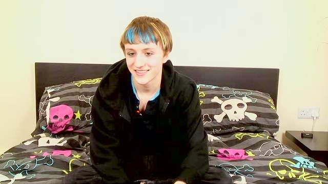 Skinny smooth boy jerks off in solo clip