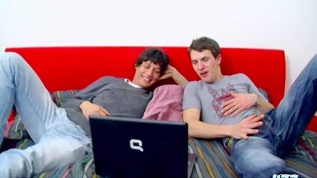 Hardcore gay threesome with Clark Fox,Mark Landry and Michael Sipos