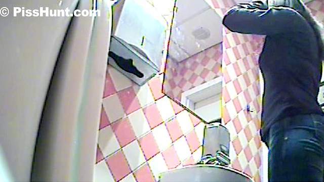 Cute honey is wiping her booty in the toilet