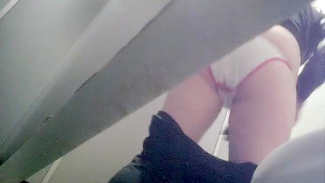 Nice looking busty babe in the amateur toilet