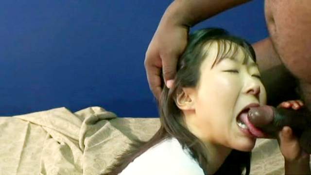 Sexy Japanese babe is sucking that horny black dick