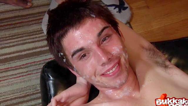 Hot innocent guy Landon loves to feel cum on his face