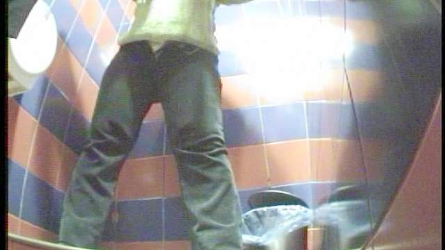 Great peeing with slender blonde in black pants