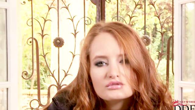 Redhead curly model Denisa Heaven fingers her pussy