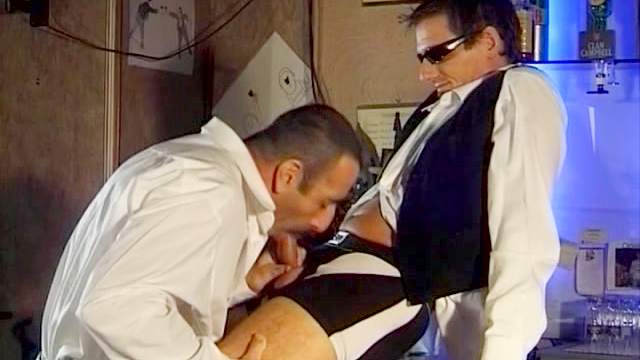 Andre sucks small dick of alluring Emilio