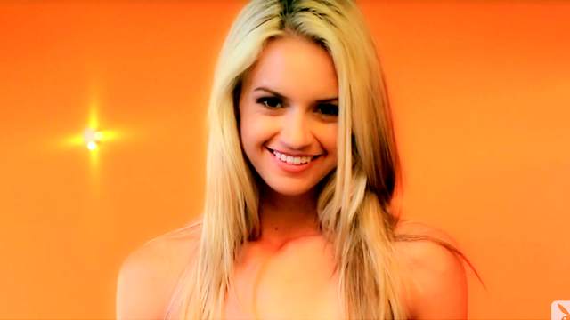 Straight blonde Chloe Miranda is showing off her body